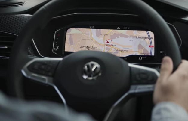 Видео: VW показал интерьер кроссовера T-Cross